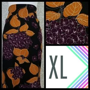 LulaRoe XL Cassie Skirt/Scarf/Top